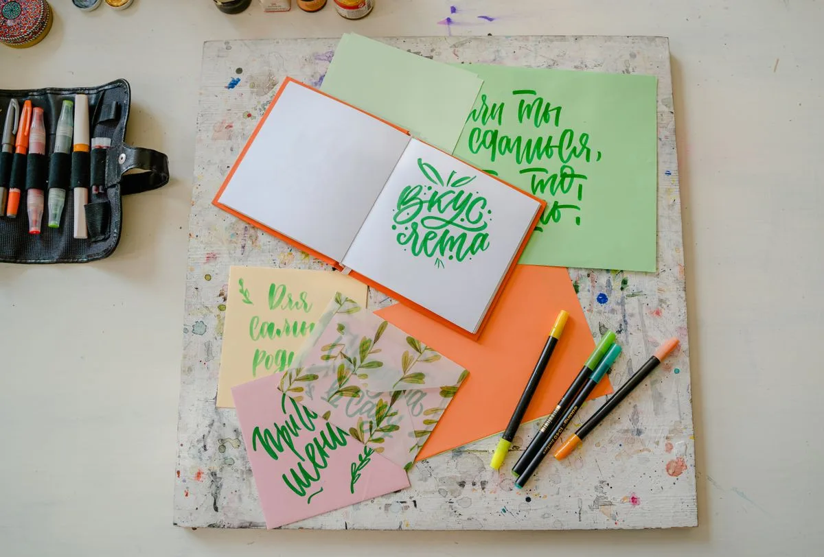Hand lettering with a brush pen